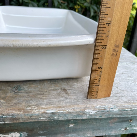 Linens & Things white stoneware baking casserole dish large rectangular pan - Picture 8 of 10